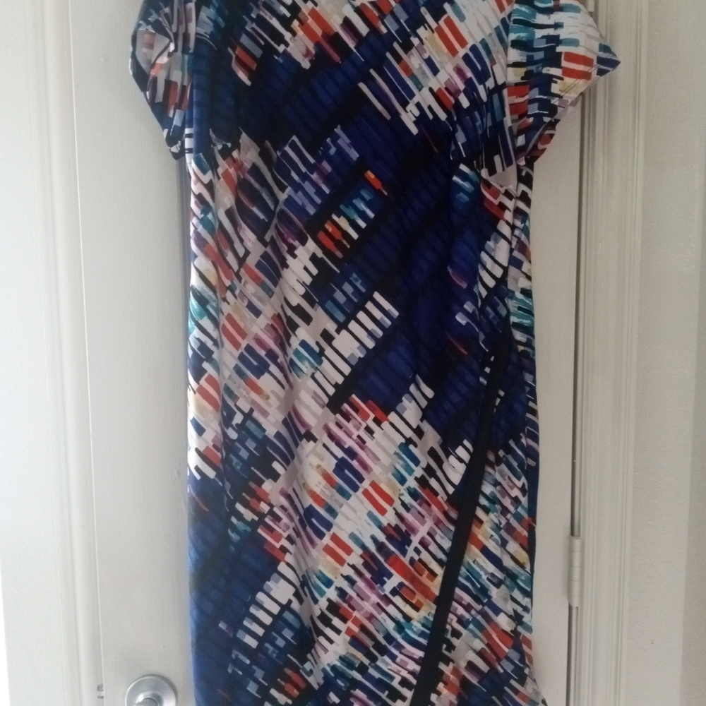 Dress - Picture 3 of 4